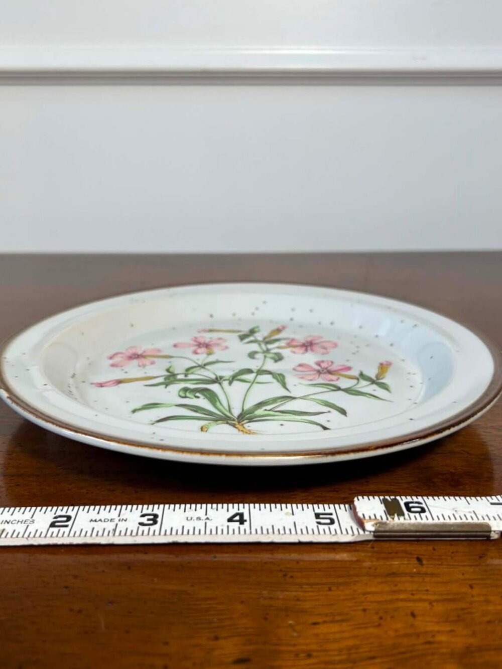 Japanese speckled stoneware wild pink salad plate - Picture 7 of 9